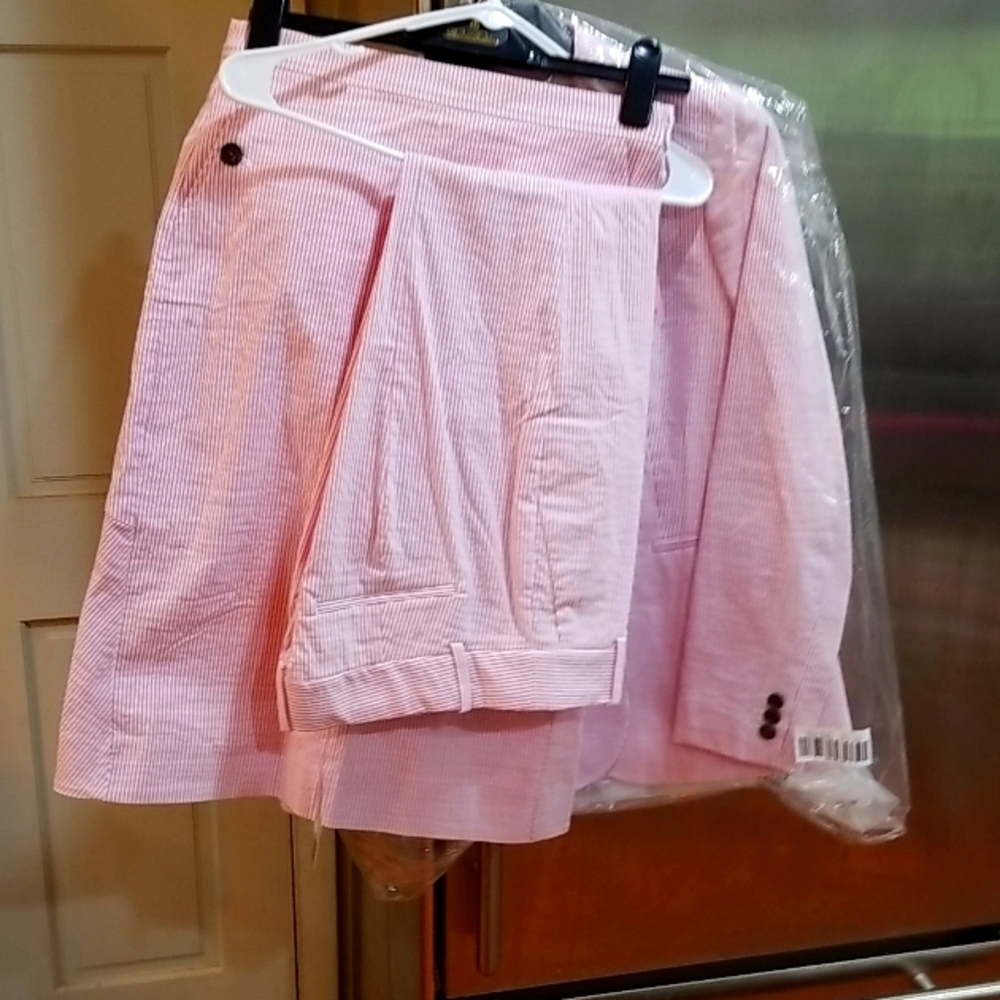 NWT JCrew 365 suiting, sz 8 jacket,sz 6 skirt with subtle ruffle and sz 6 pant